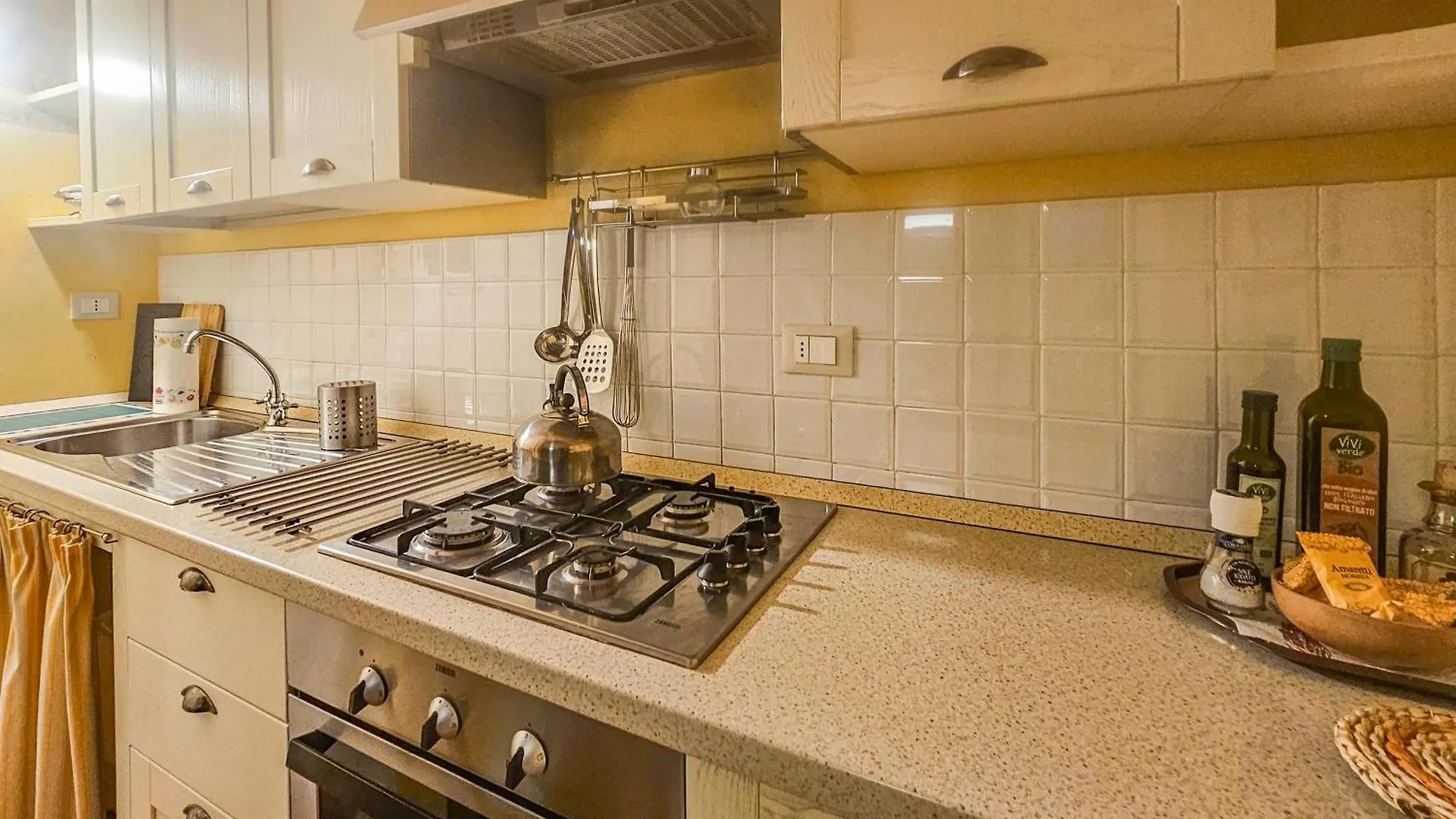 Francigena Apartments - Happy Rentals Gambassi Terme Italie