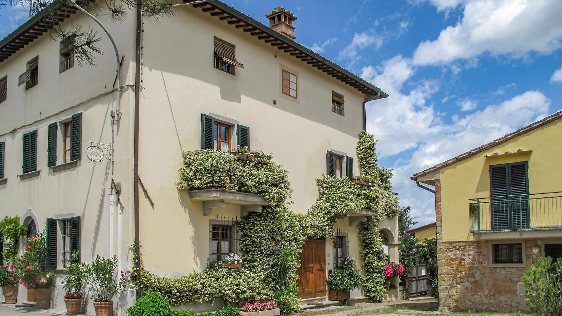Francigena Apartments - Happy Rentals Gambassi Terme