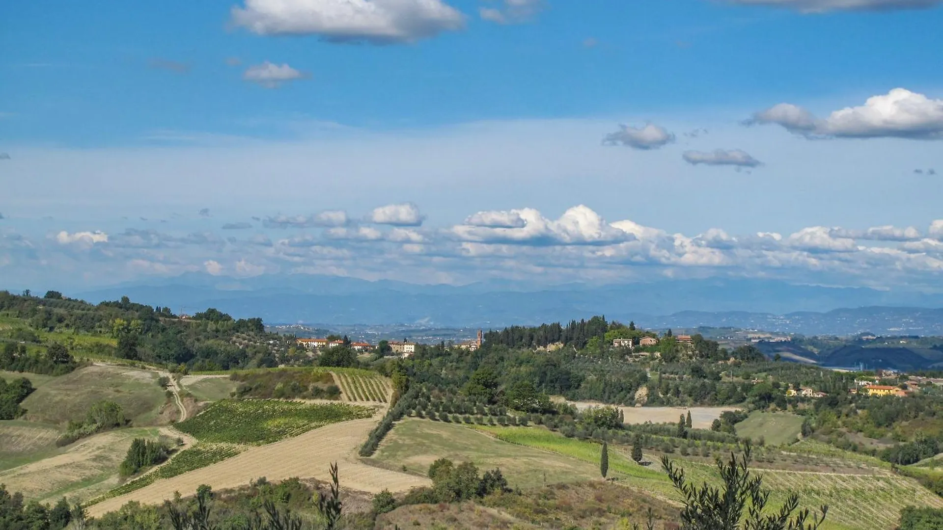 Francigena Apartments - Happy Rentals Gambassi Terme
